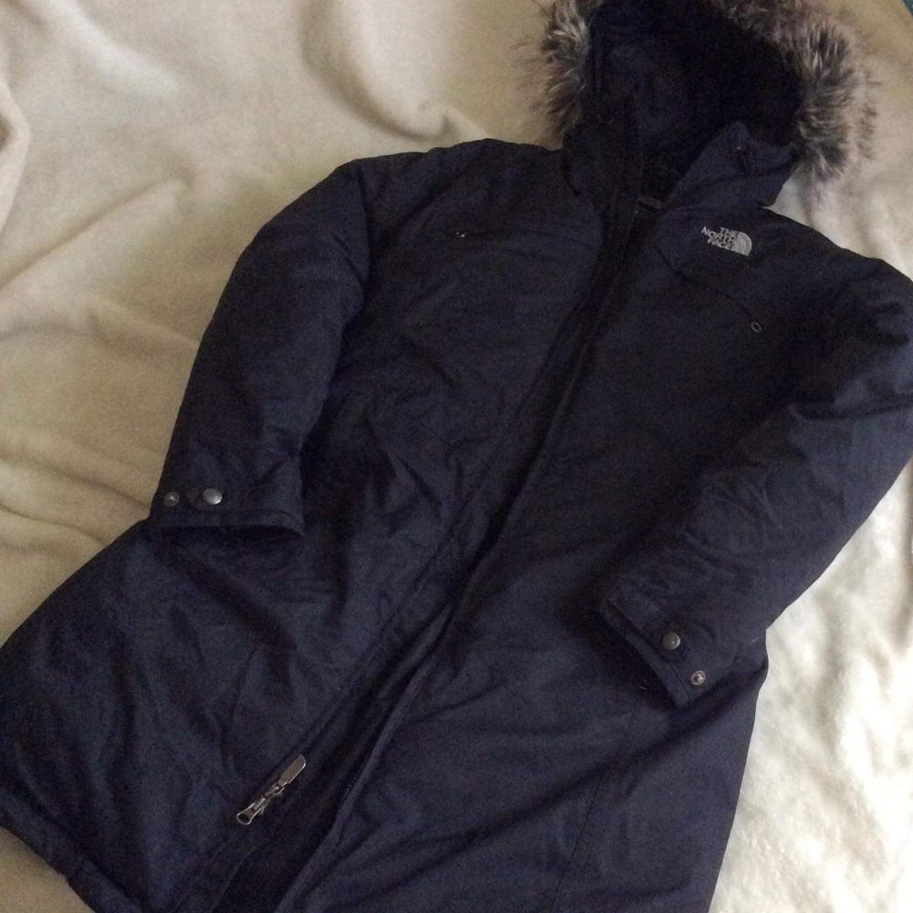 The North Face Women's Medium HyVent Black Goose Down Hooded Coat